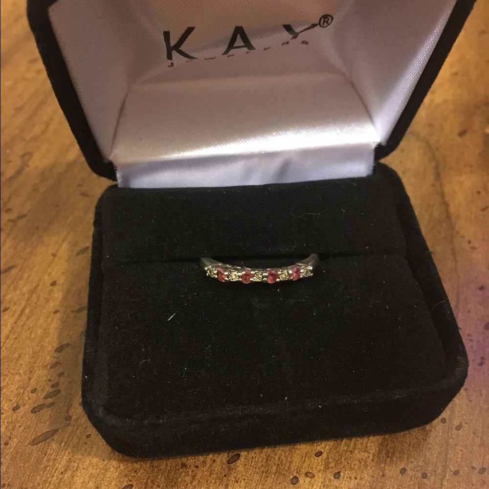 Sapphire and diamond ring