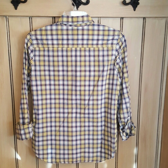 Plaid button up - Picture 4 of 4