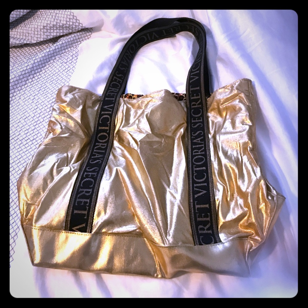 ⭐️ GOLD VICTORIA'S SECRET BEACH TOTE⭐️