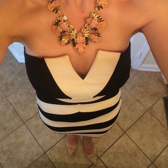 NWOT Strapless Black and Cream Bodycon Mini Dress - Picture 2 of 6