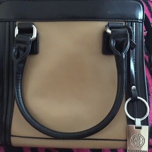 GIANI BERNINI PURSE