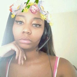 Meet your Posher, Shae