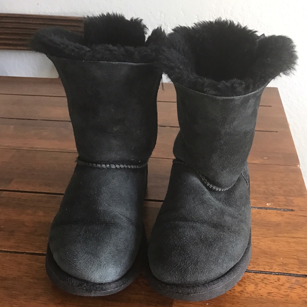 Ugg bailey bows