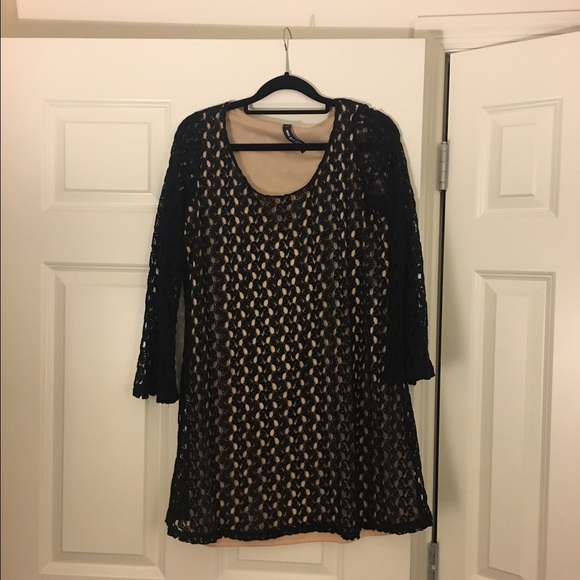 Dress - Picture 1 of 2