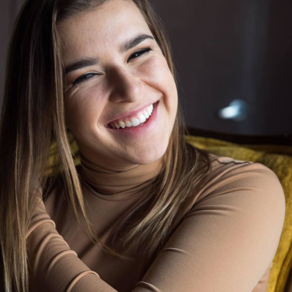 Meet your Posher, Nicole