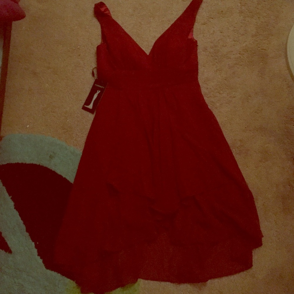 NWT Red/Burgundy formal dress - Picture 2 of 4