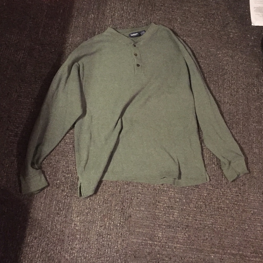 Long sleeve green waffle shirt