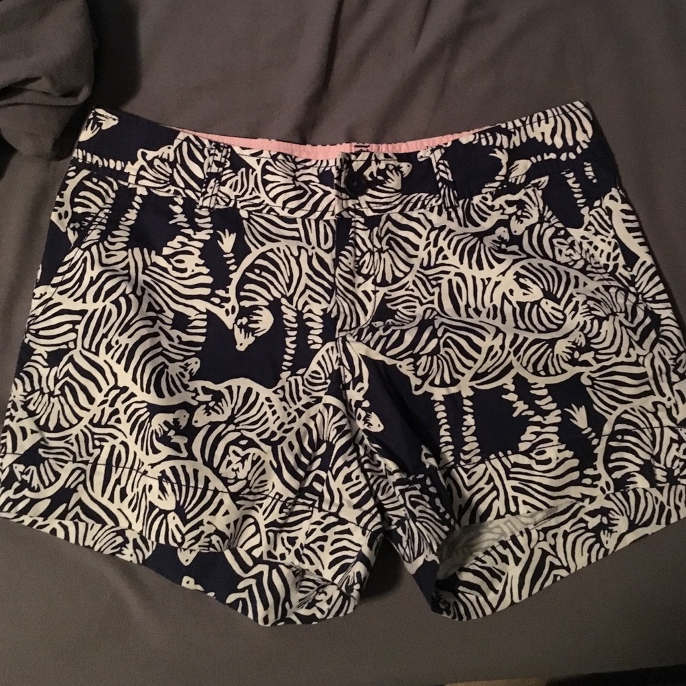 Lilly Pulitzer Zebra shorts- size 4