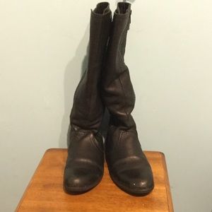 DKNY black boots!!