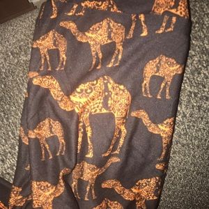 Unicorn !!! Black Camel Lularoe ON SALEEEE