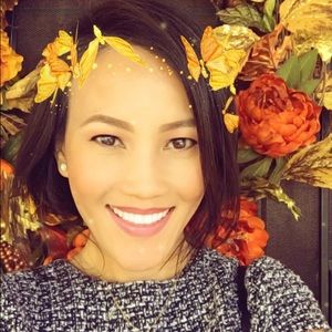 Meet your Posher, Zoua