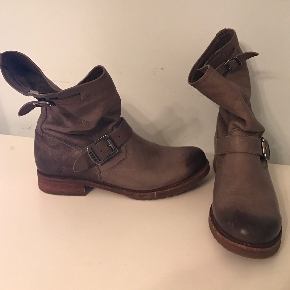 Short Frye boots