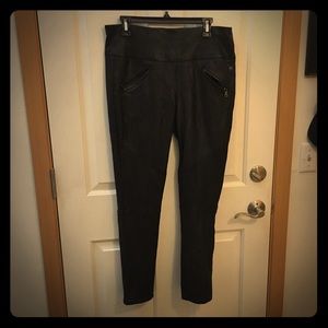 Seven7 black leggings, Melissa McCarthy collection