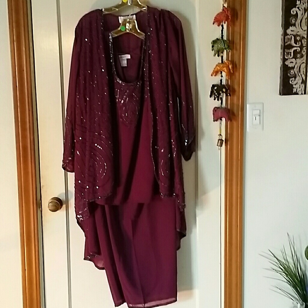 Stunning Formal Pant Suit Set