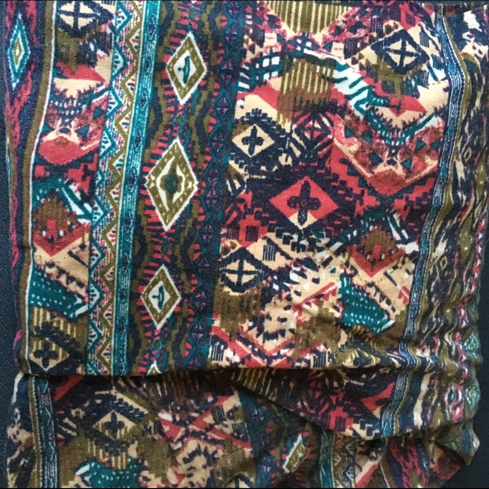 Tribal patterned leggings size 2x