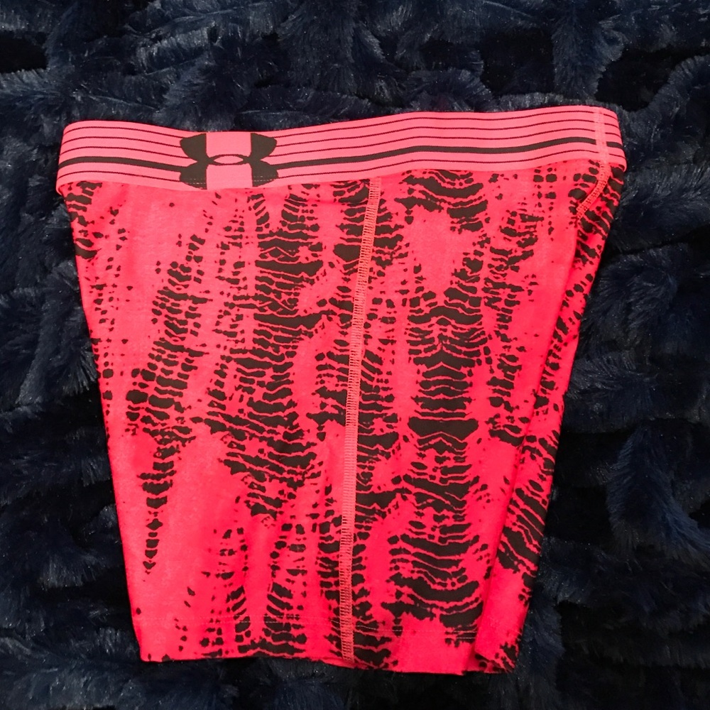 Under Armour Shorts Size Small - image 2