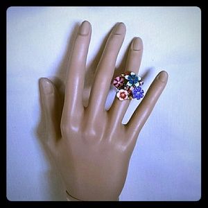 Beautiful  floral  rhinestones fashion Ring