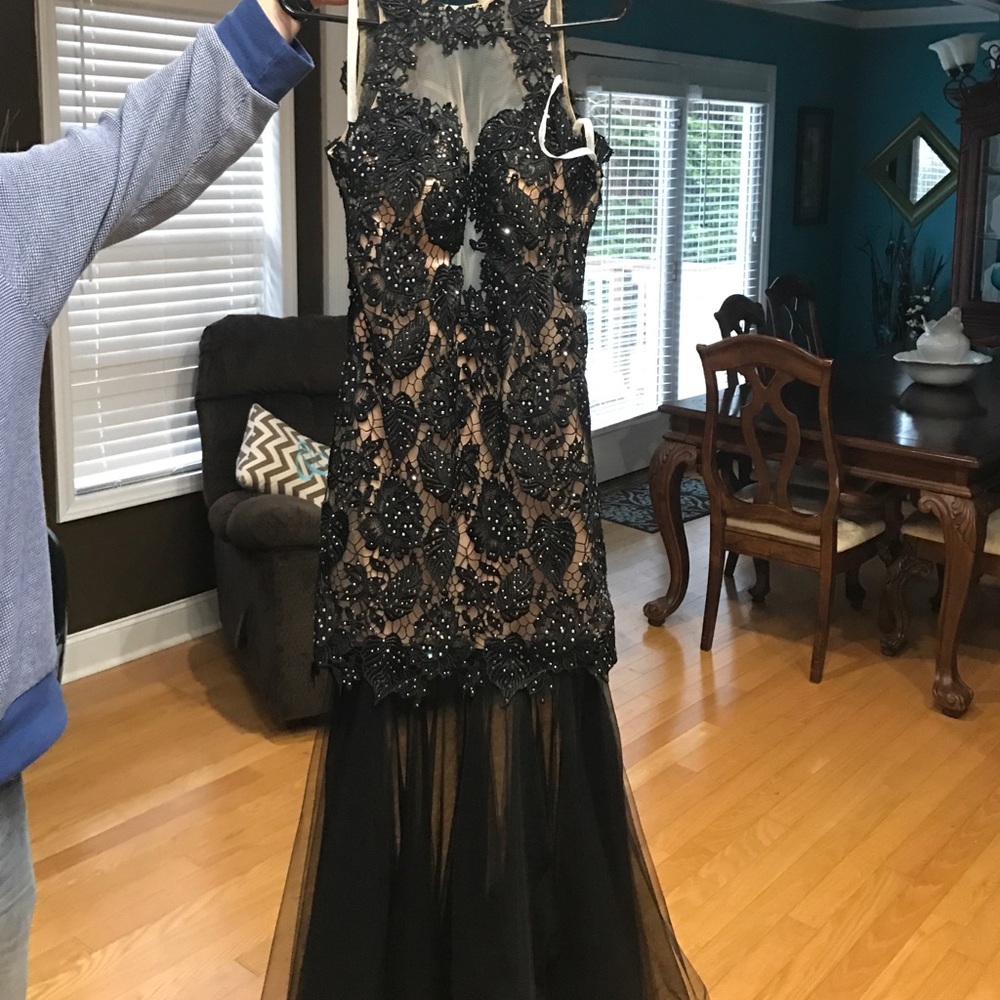 Sherri Hill prom dress size 4