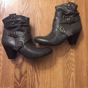 Maurice's Grey Booties