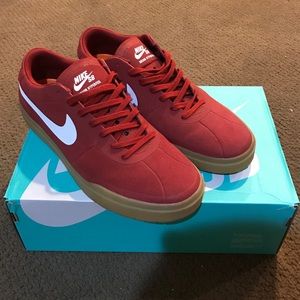 Nike sb Bruin Hyperfeel red