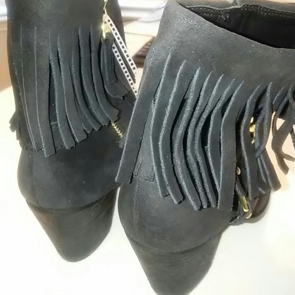 Lauren Ralph Lauren Shoes - Lauren Ralph Lauren suede fringe ankle bootie Lauren Ralph Lauren Shoes - Lauren Ralph Lauren suede fringe ankle bootie
