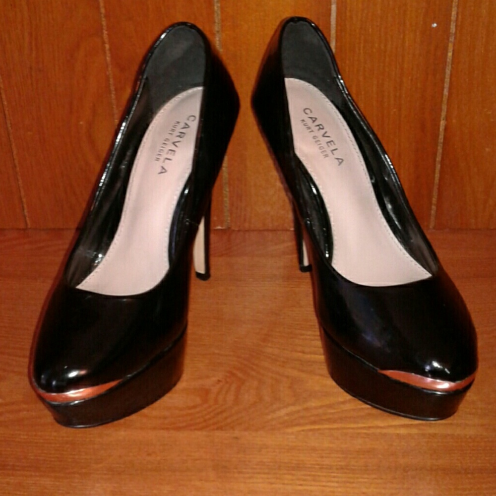 Classy Carvela Kurt Geiger Black Pumps