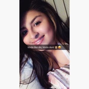 Meet your Posher, Abigail