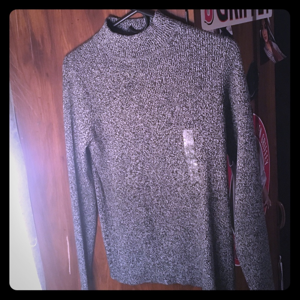 Woman's Sweater