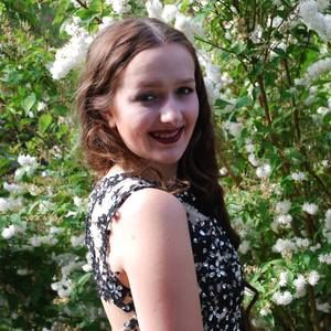 Meet your Posher, Laura