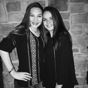 Meet your Posher, Avery