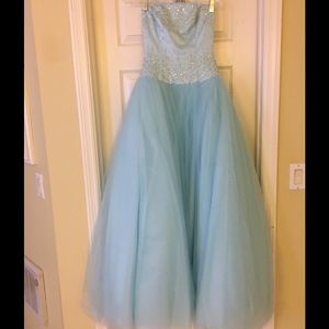 Alfred Angelo Strapless Ballgown size 2