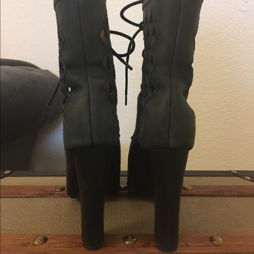 Jeffrey Campbell Spade - Picture 4 of 4