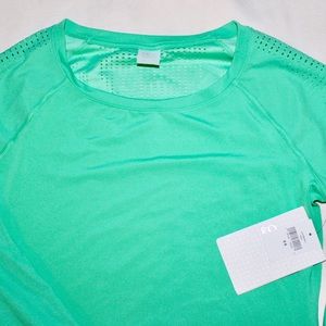 NWT GapFit Long Sleeve shirt