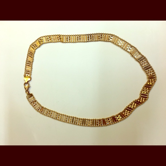 Gold plated Necklace - Picture 1 of 2