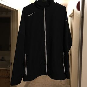 Nike golf full zip wind breaker