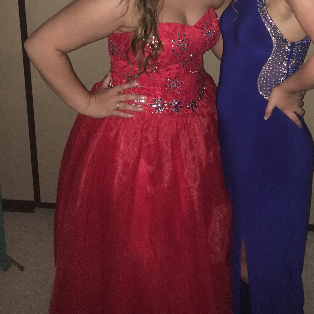 Red Prom Dress - Picture 2 of 4