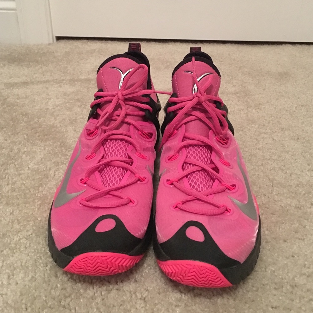 Nike shoes