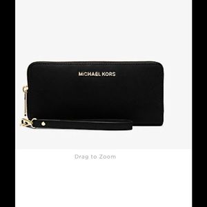 Michael Kors Jet Set Wristlet