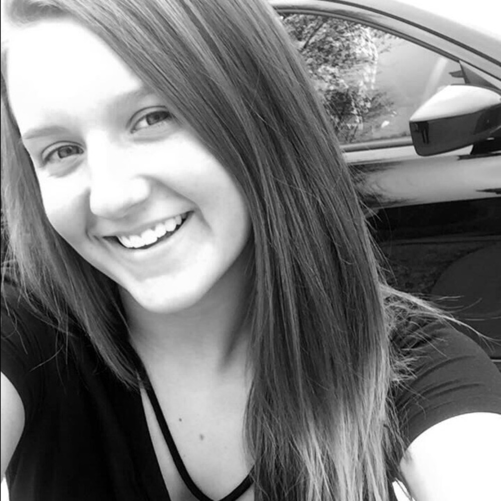 Meet your Posher, Ciera