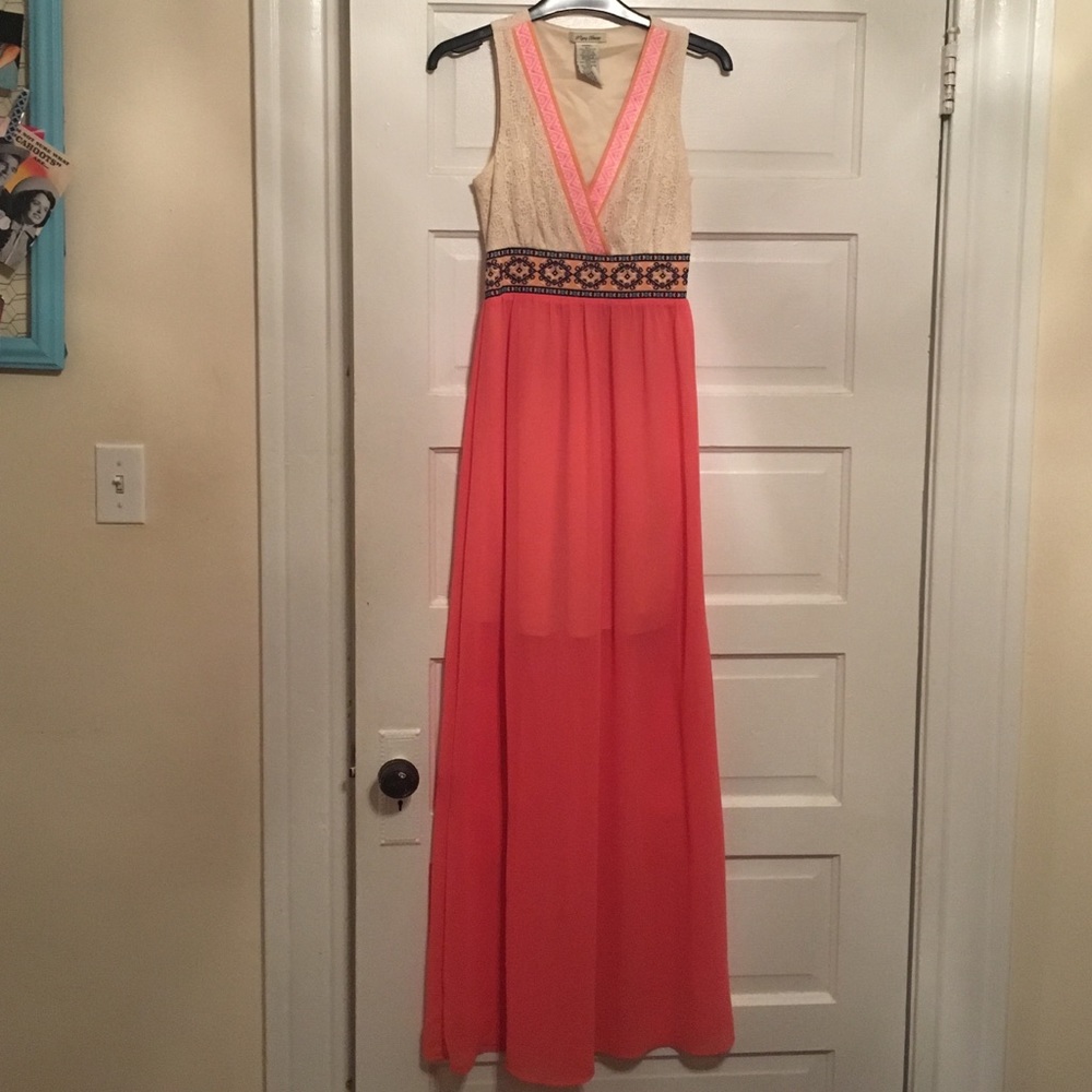 Flying Tomato maxi dress
