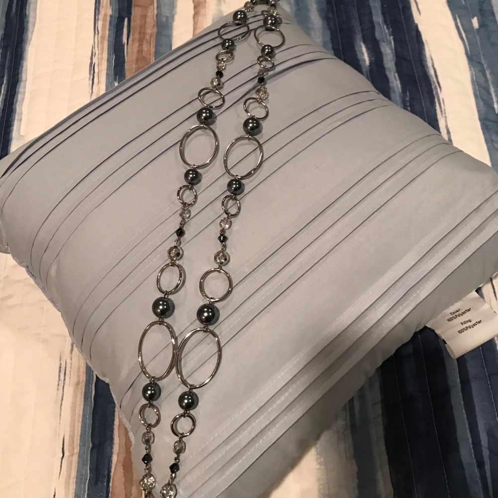Lia Sophia long necklace