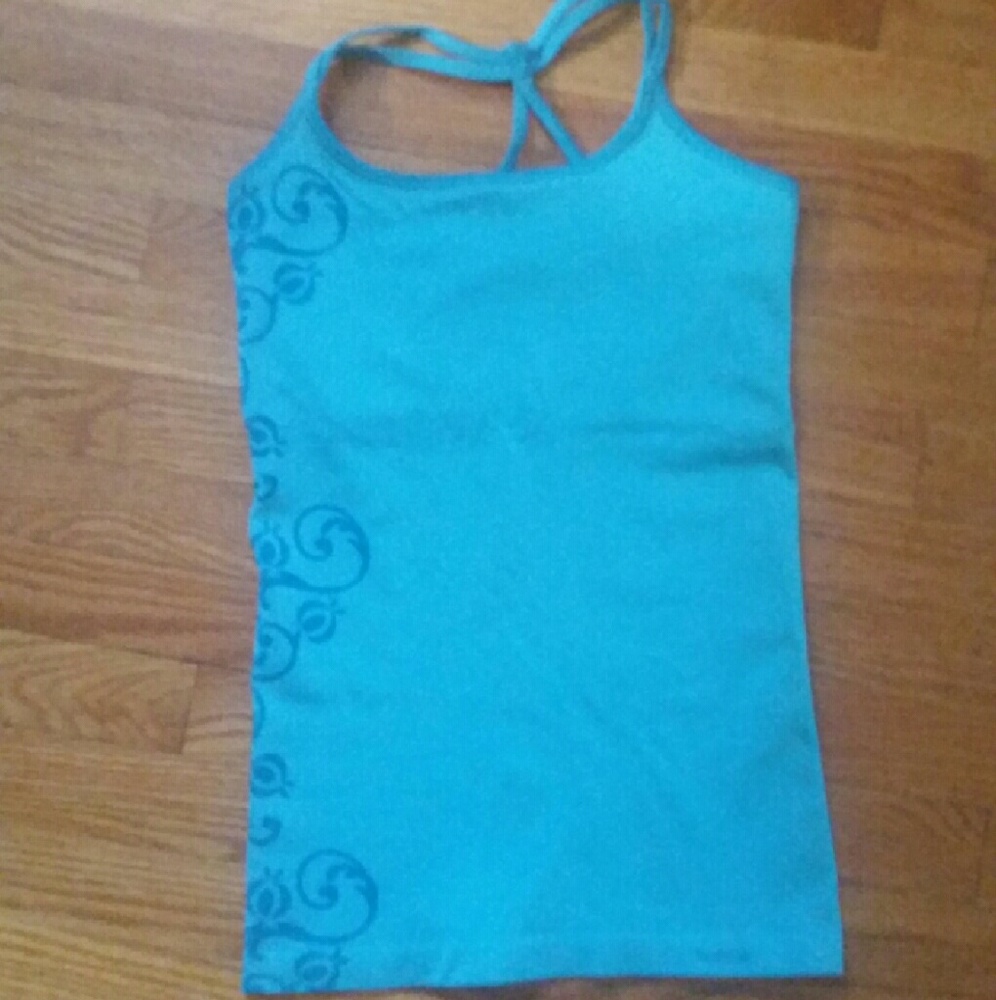 Reebok Racerback workout tank w/built in bra