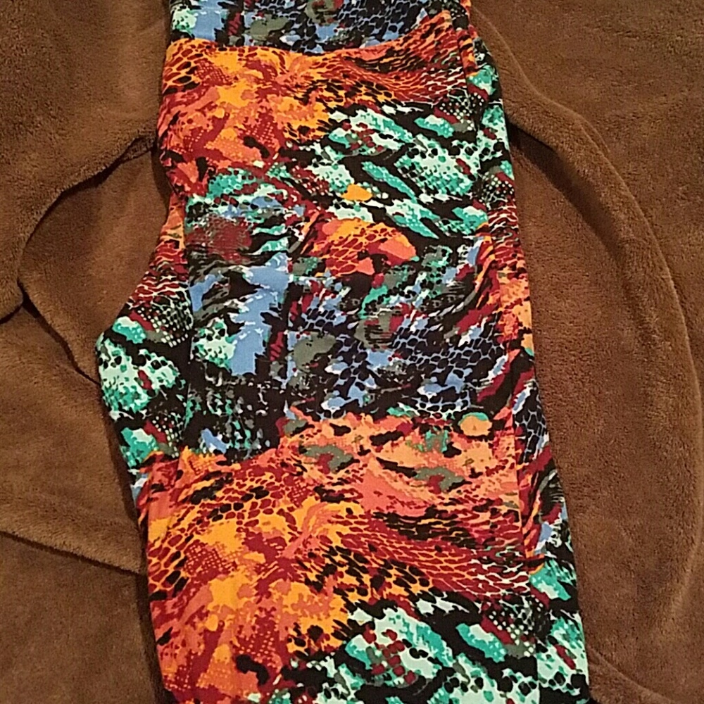 TC Lularoe leggings. NWOT
