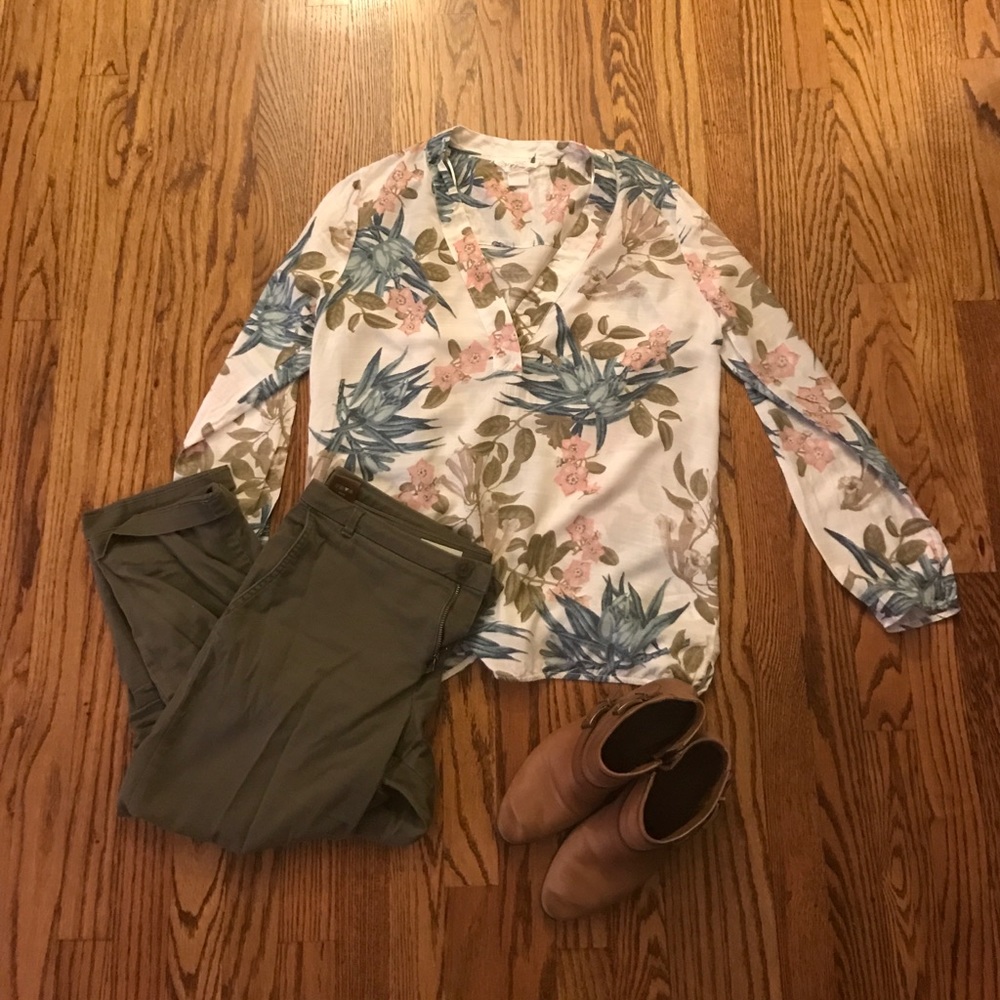 🦄H&M Floral Shirt
