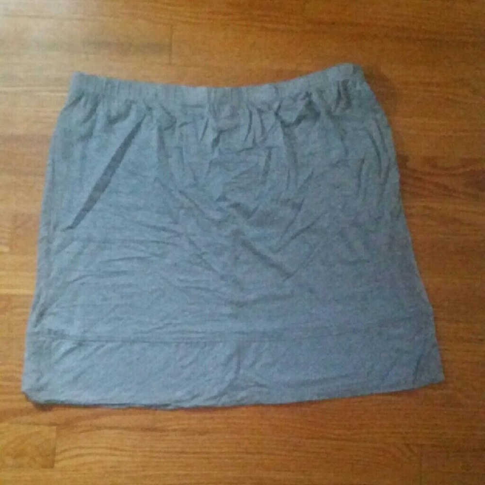 Jersey skirt w/banded bottom