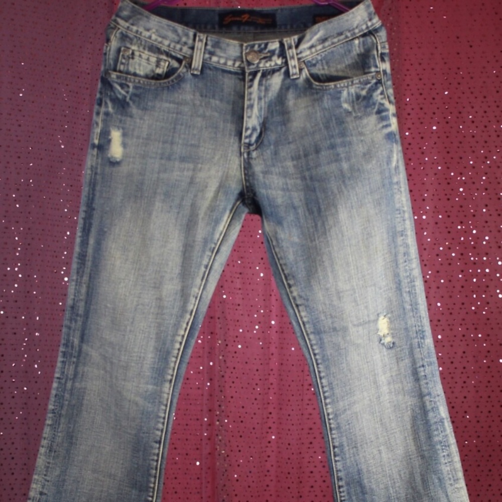 Seven7 blue jeans