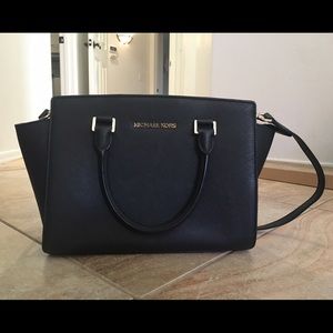 Michael Kors Selma Satchel