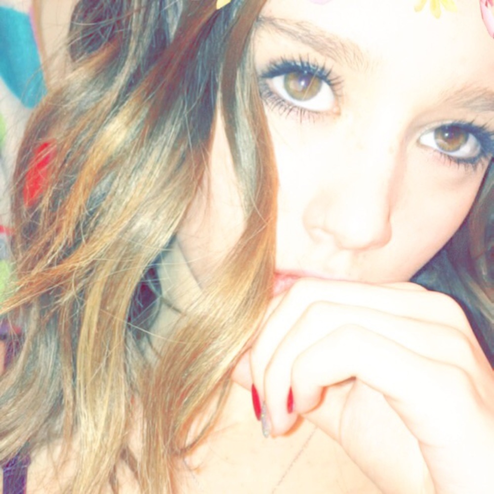 Meet your Posher, Lily