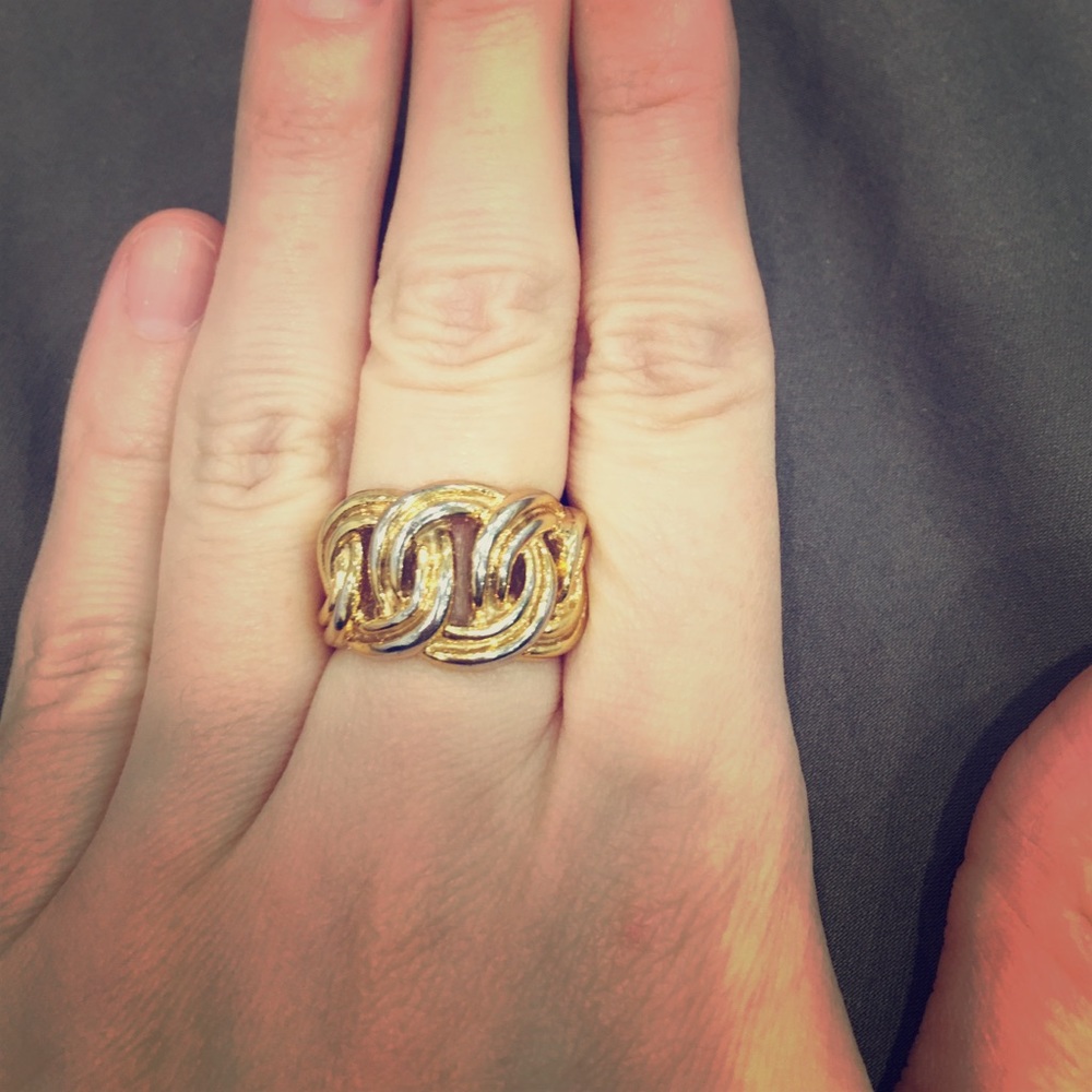 Banana Republic gold loop ring