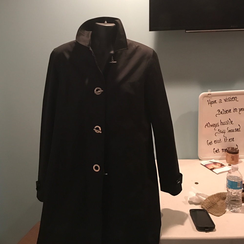 Black, Jones of New York spring coat